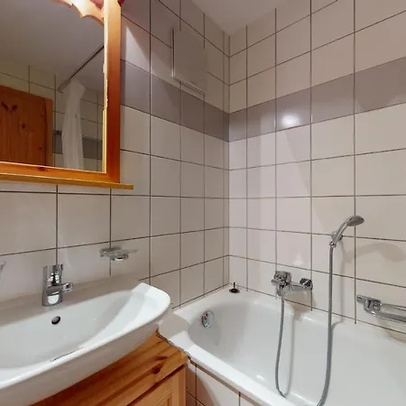Pracondu Renove Outdoor & Fun Superieur 1 6 Personnes Apartment Nendaz
