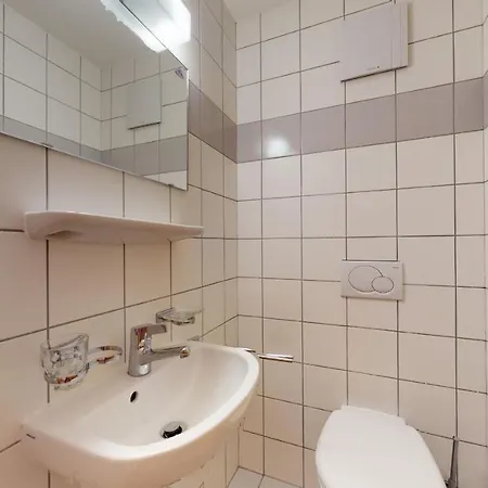 Pracondu 2 305 - Outdoor & Fun Charming